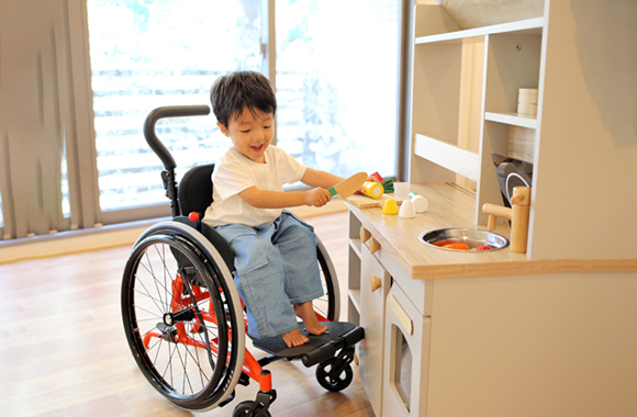 小児用モジュール車いすHello!｜車いす / Wheelchair｜出展品目