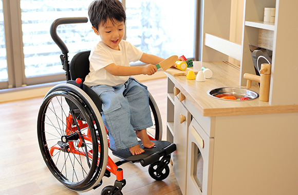 小児用モジュール車いすHello!｜車いす / Wheelchair｜出展品目